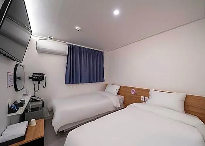 Jongro Daehakro Rose Hotel