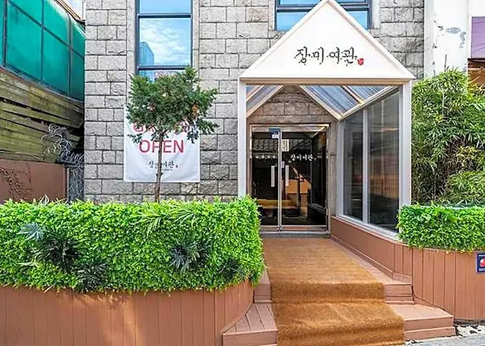 Hotel Jongro Daehakro Rose *