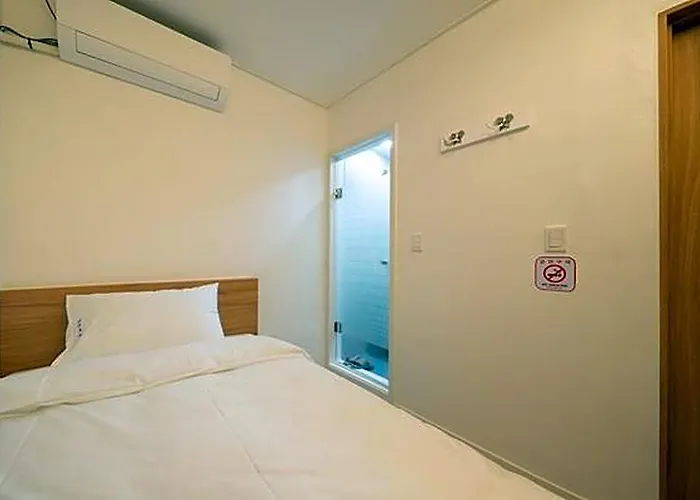 Hotel Jongro Daehakro Rose
